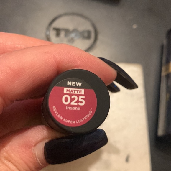 10 New Full Size Revlon Lip Sticks. - Picture 7 of 9